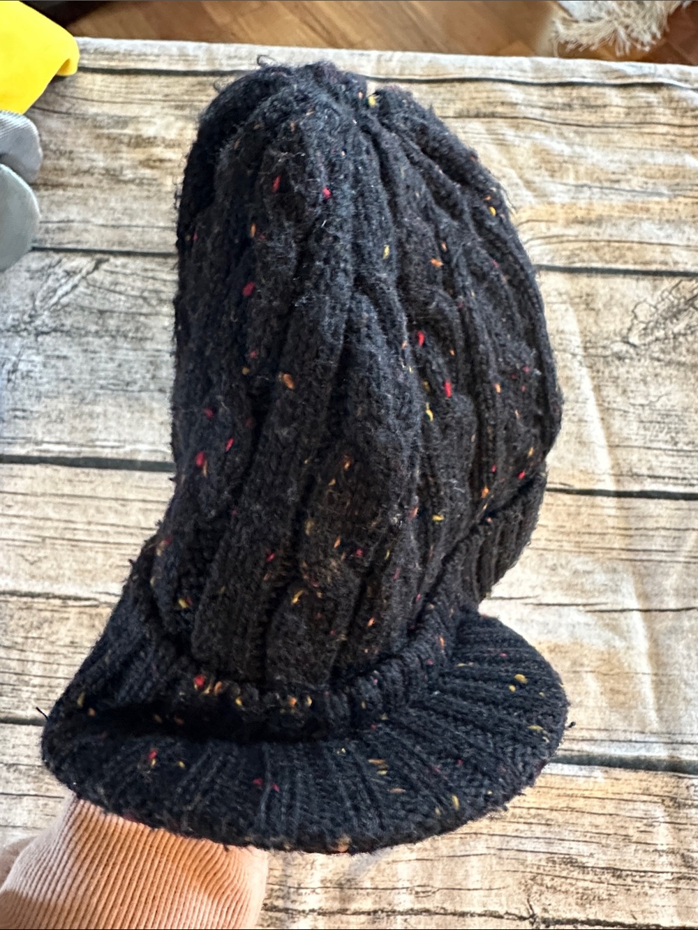 brimmed hat